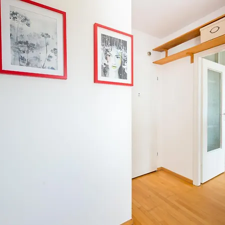 Metro Plocka 10th Floor View By Bookinghost Apartamento *