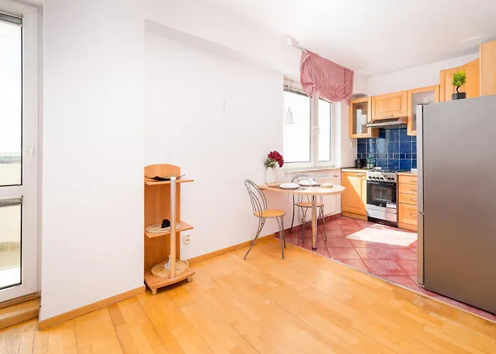 Metro Plocka 10th Floor View By Bookinghost Lejlighed