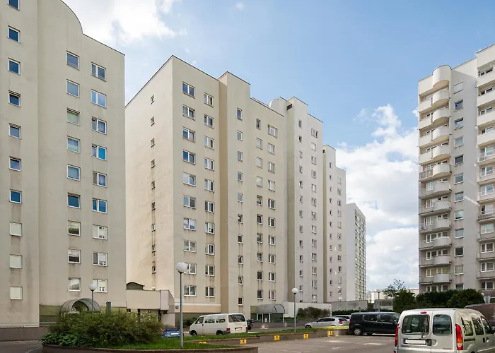 Lejlighed Metro Plocka 10th Floor View By Bookinghost