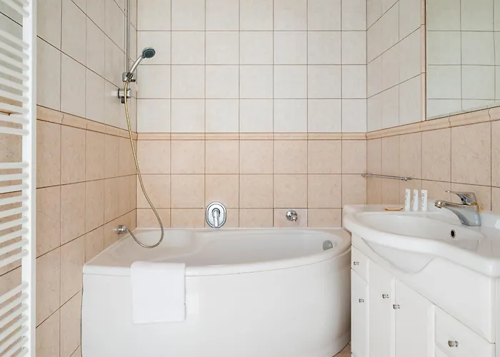 Metro Plocka 10th Floor View By Bookinghost Lejlighed Warszawa